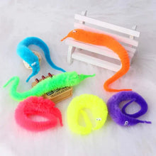 Load image into Gallery viewer, Twisty Fuzzy Worm Toys