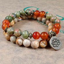 Load image into Gallery viewer, Agate Lotus Pendant Beaded Bracelet