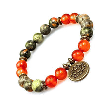 Load image into Gallery viewer, Agate Lotus Pendant Beaded Bracelet