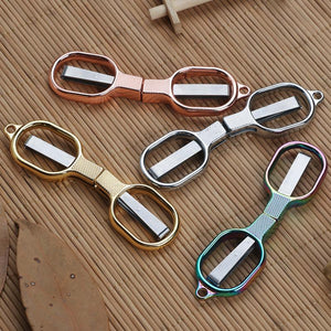 Multifunctional Folding Scissors